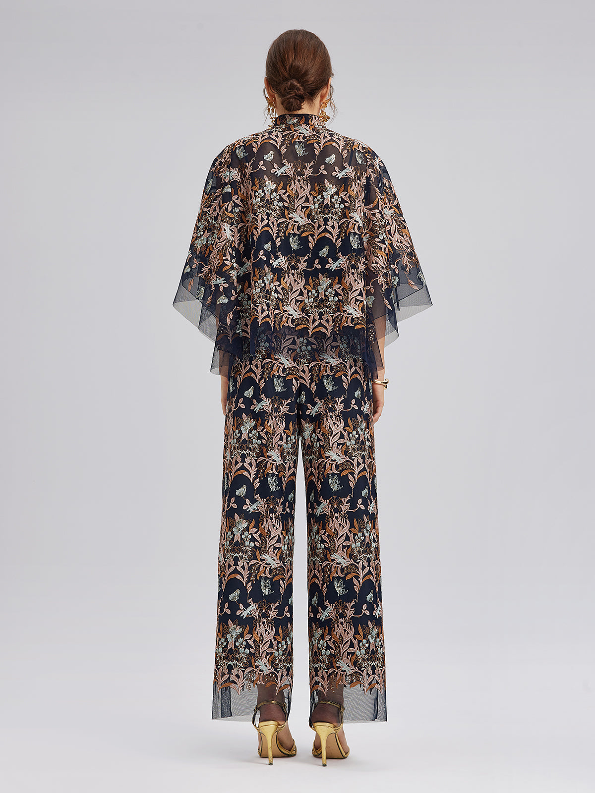 Çok Renkli Çiçek Nakışlı Pantolon