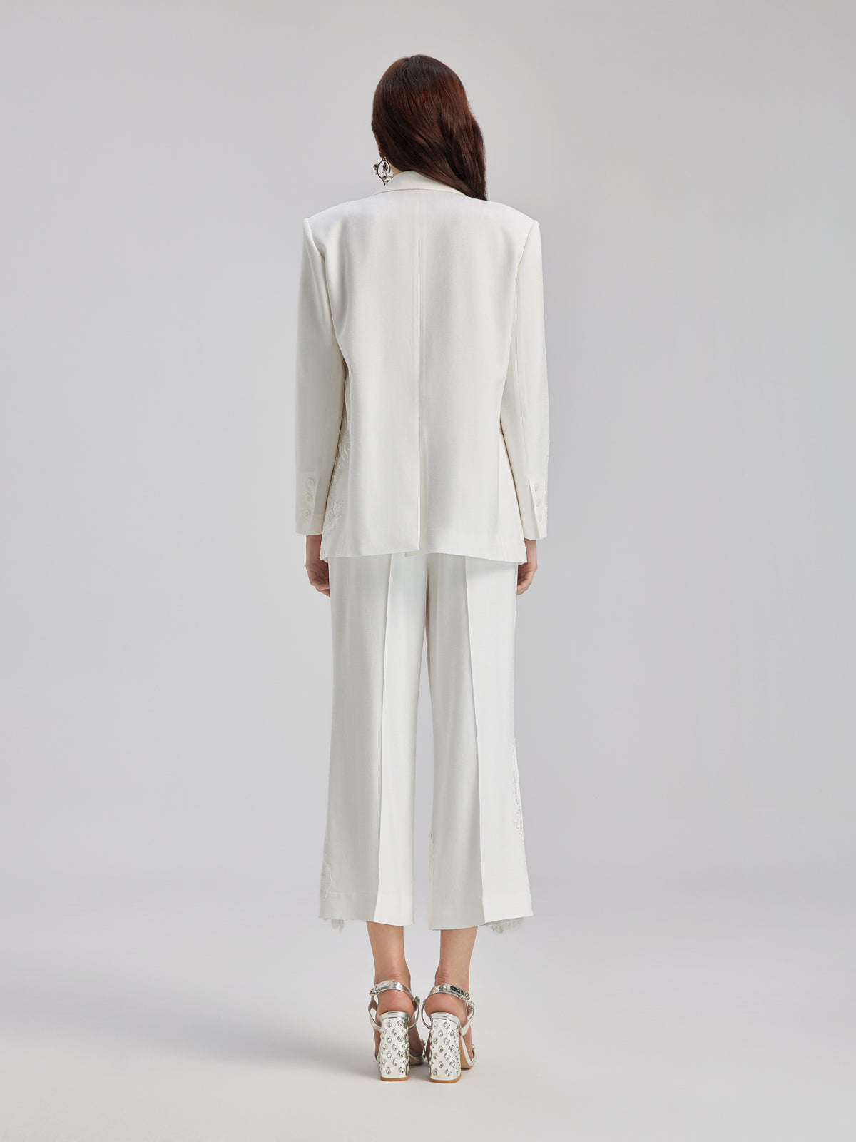 Lüks Çiçek Nakışlı Rahat Ceket