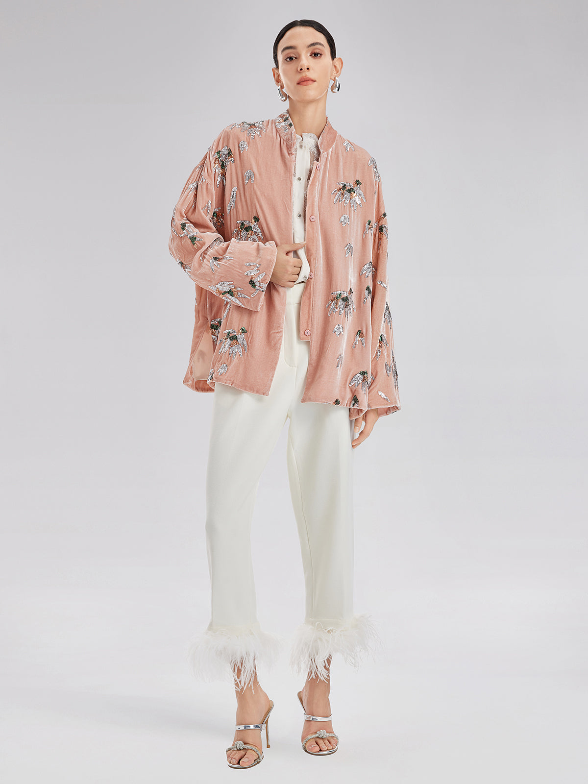 Şık Kadife Nakışlı Etnik Ceket