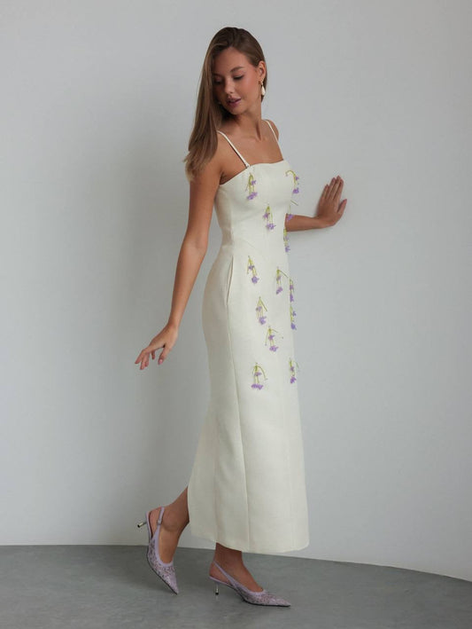 Zarif Çiçekli Fildişi Midi Elbise