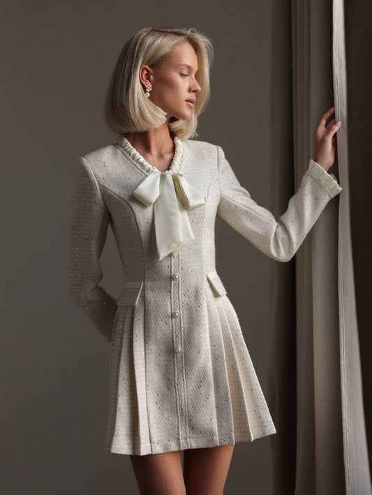 Fiyonk Detaylı Fildişi Dokulu Mini Elbise