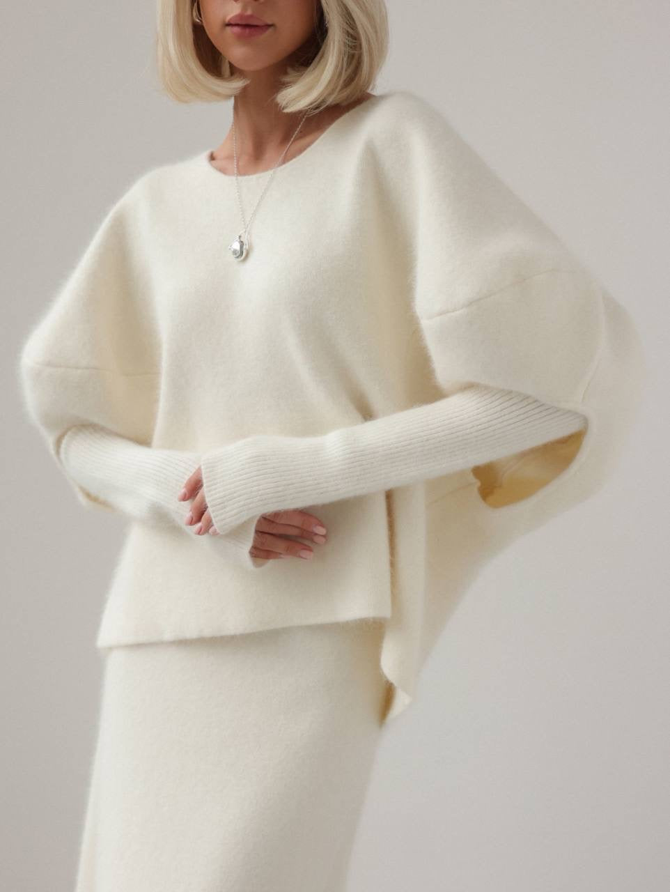 Zarif Fildişi Yün Midi Etek