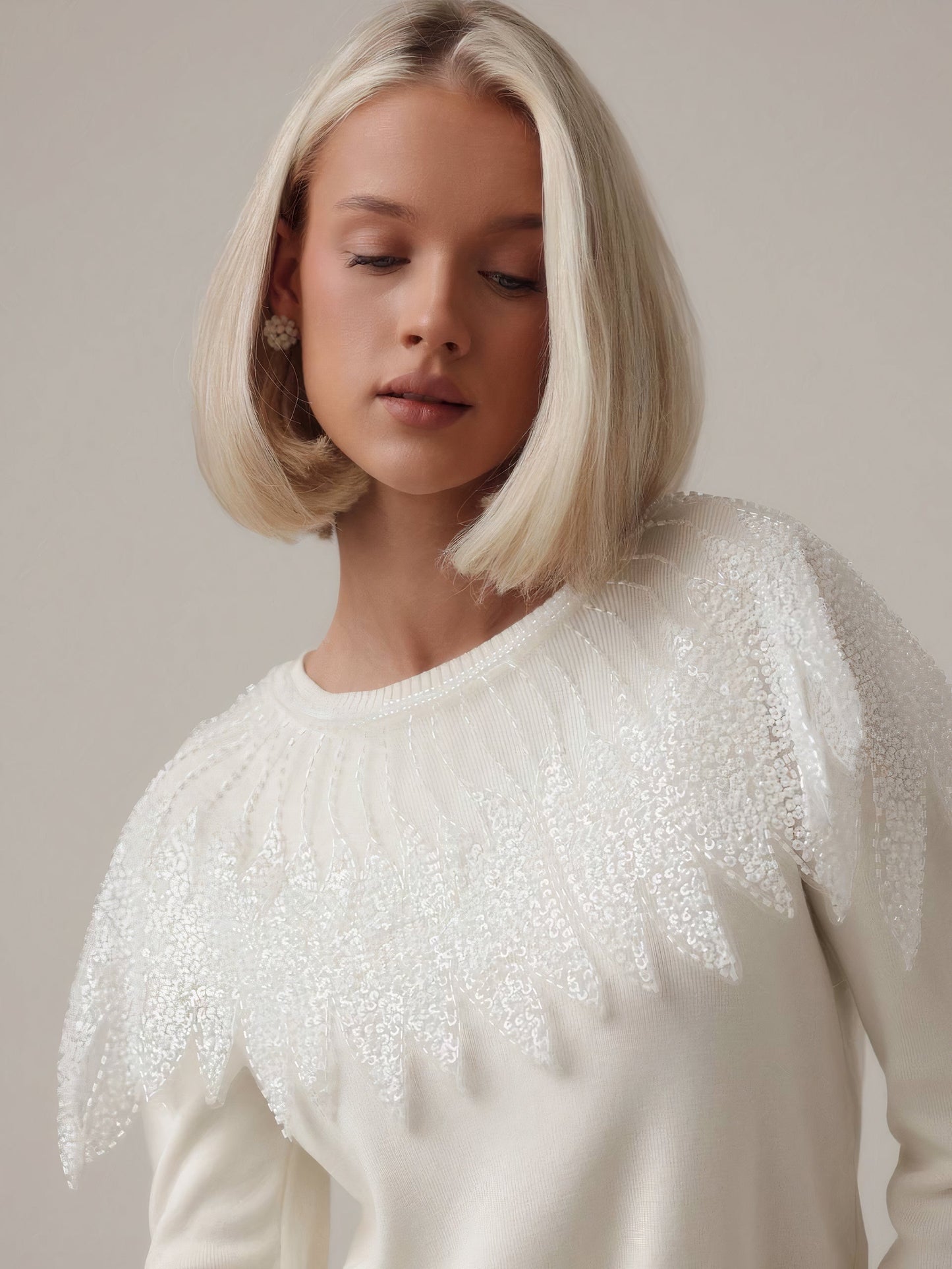 Sparkling Elegance İşlemeli Kazak