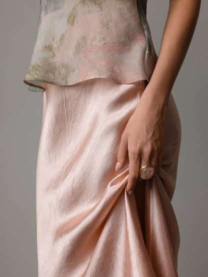 Allık Tonlu Saten Verev Etek