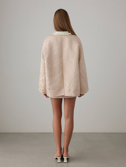 Yüksek Yaka Jakarlı Ekru Bluz