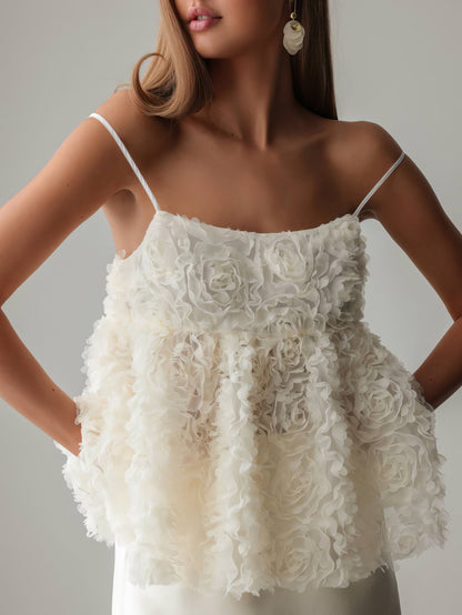 Kabartma Çiçek Desenli Ekru Peplum Bluz