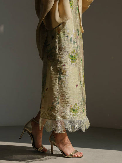 Yaprak Nakışlı Saten Askılı Elbise