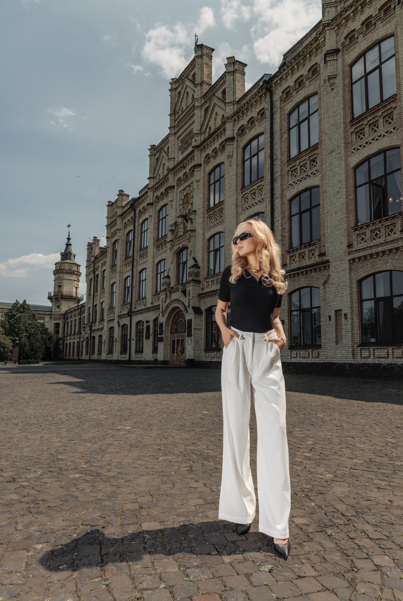 Süt Beyazı Pileli Pantolon