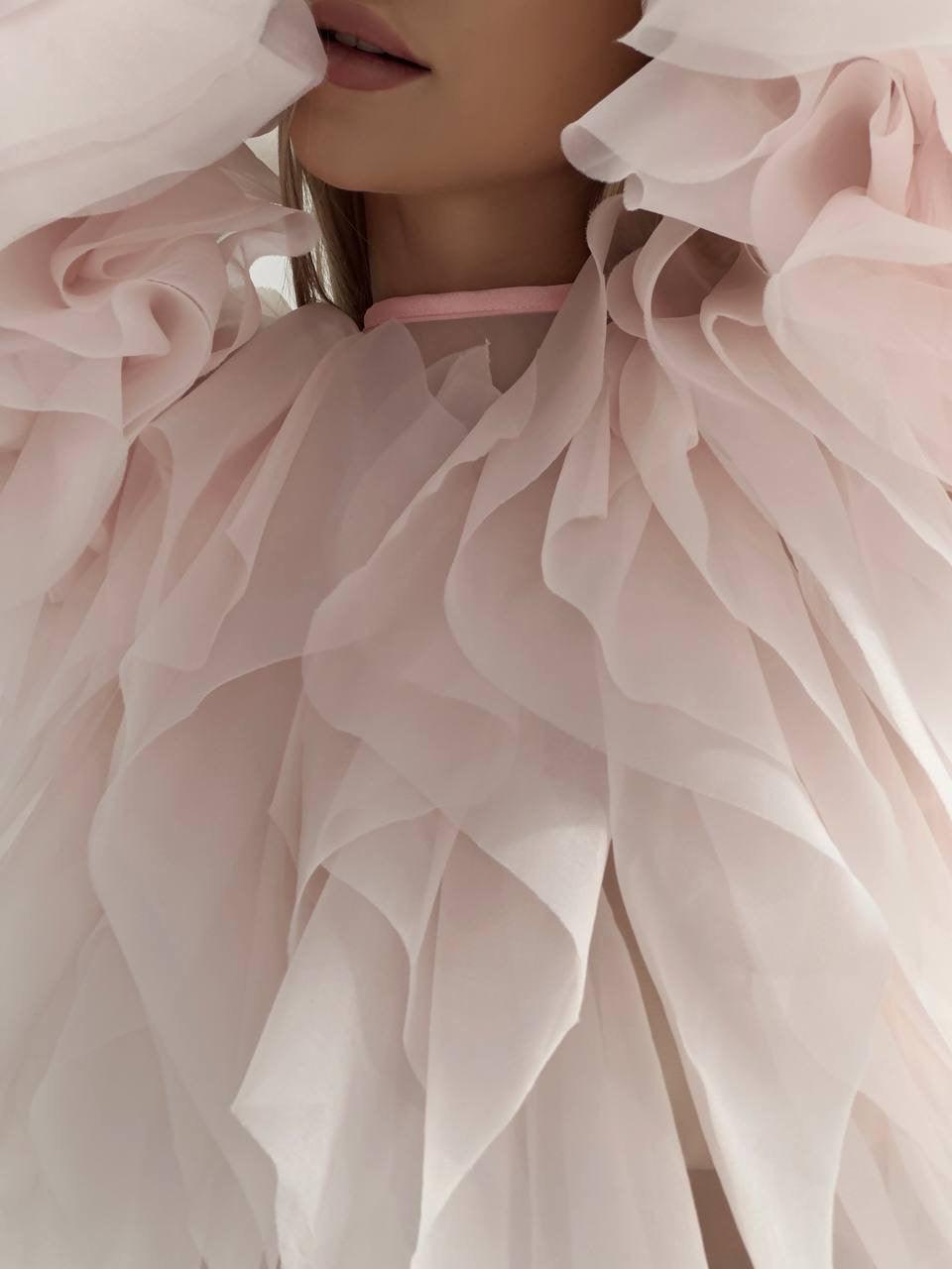 Zarif Tül Detaylı Bluz