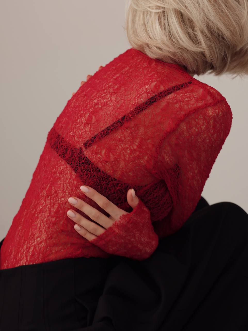 Scarlet Veil Dantel Üst