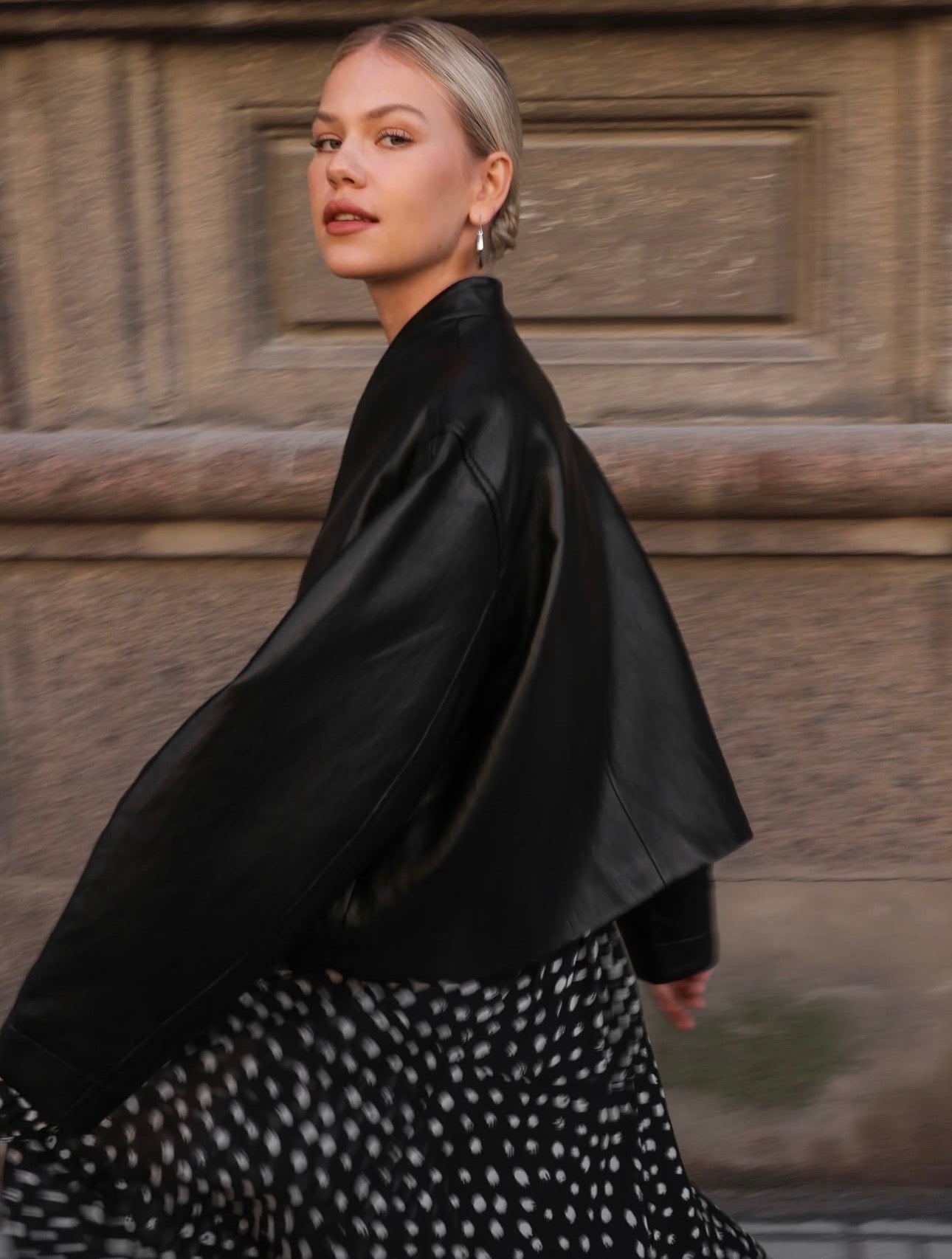 Gece Yarısı Kat Detaylı Deri Ceket