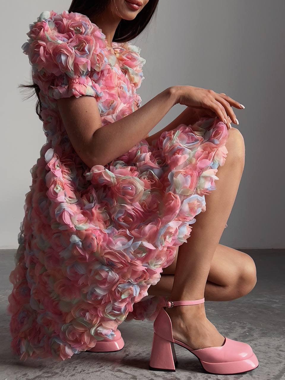 Romantik Pembe Çiçekli Mini Elbise