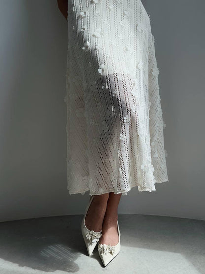 Zarif Çiçek Dokulu Elbise