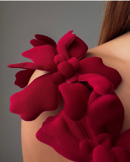 Çiçek Omuz Detaylı Zarif Kırmızı Mini Elbise