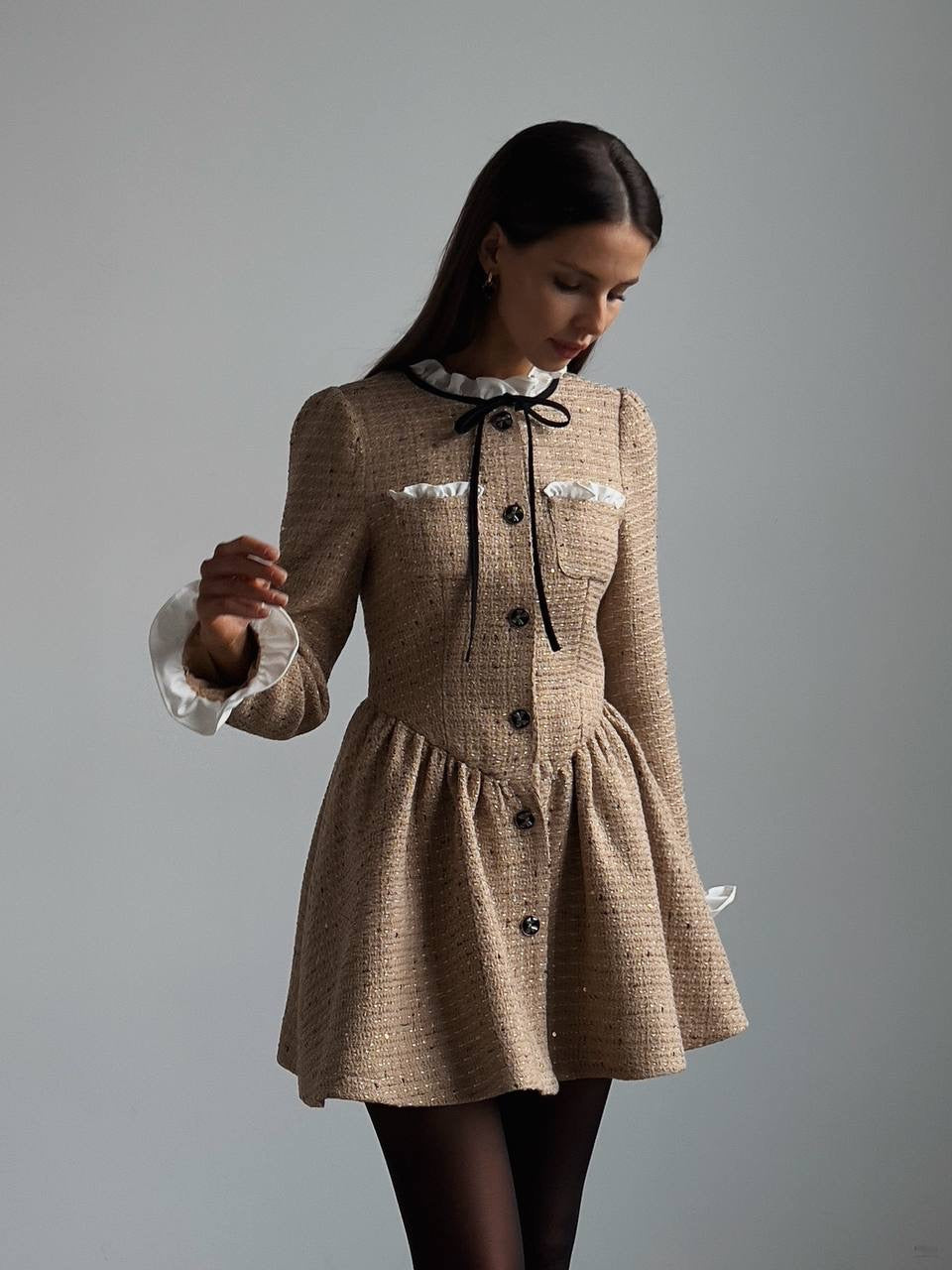 Fırfır Detaylı Düğmeli Tüvit Mini Elbise