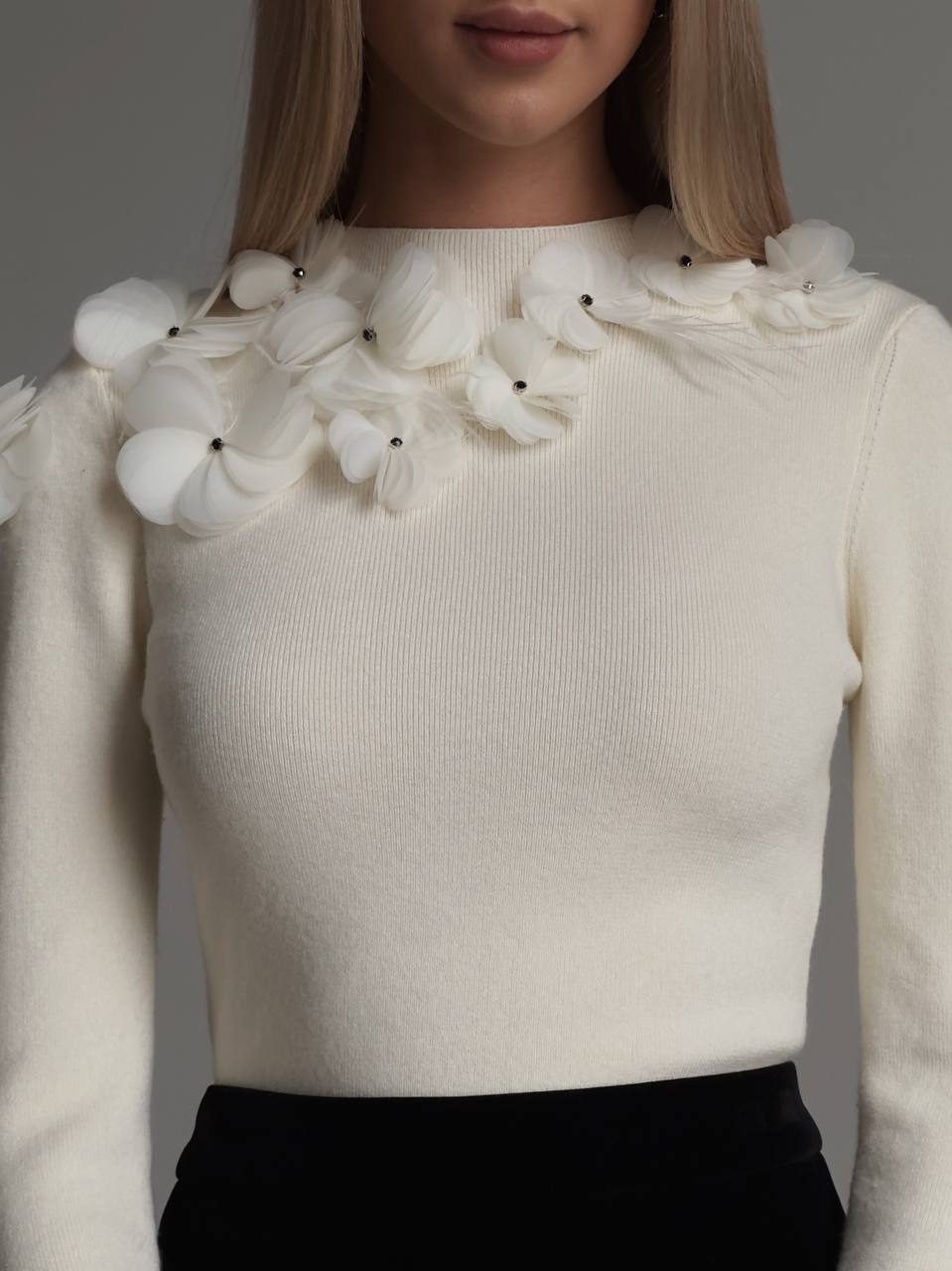 Çiçek Aplike Triko Üst