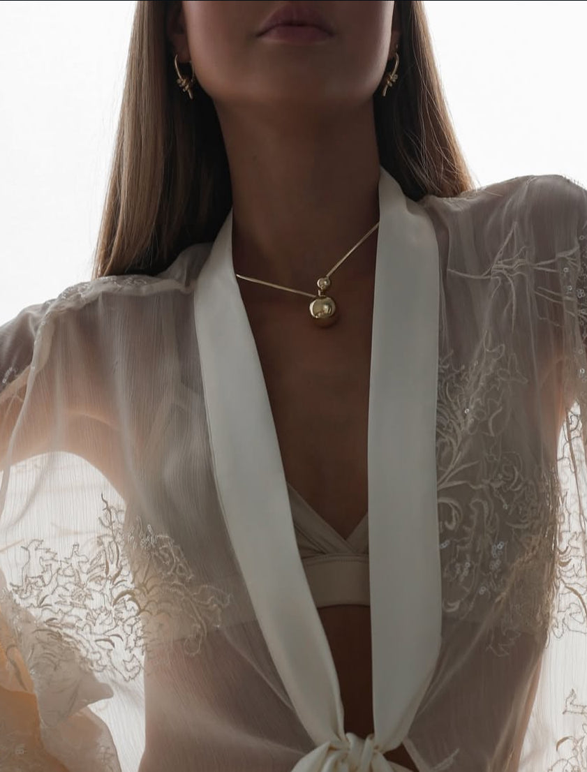 Altın Düğüm Halka Küpe