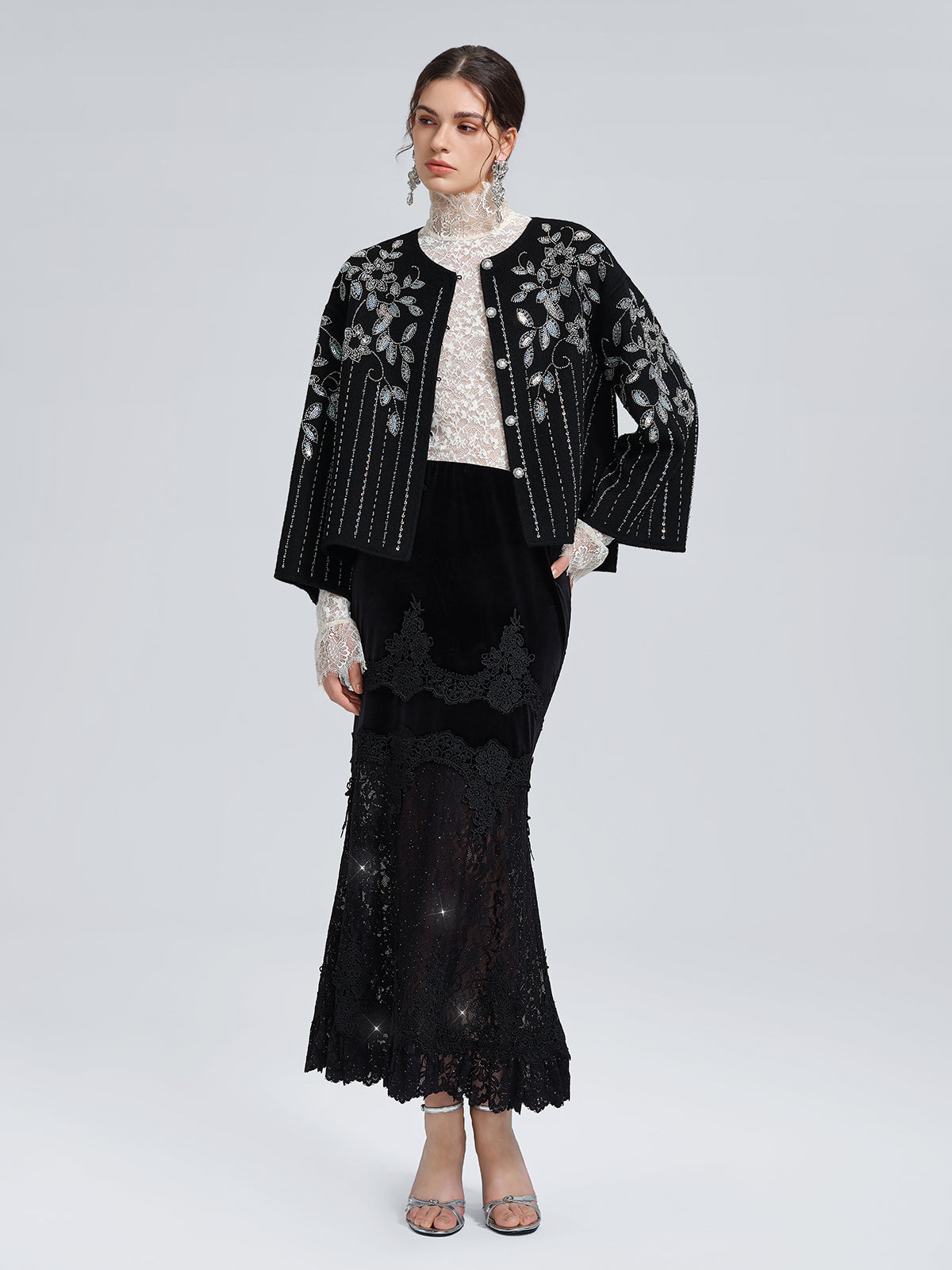 %100 Yün Pullu Nakışlı Ceket