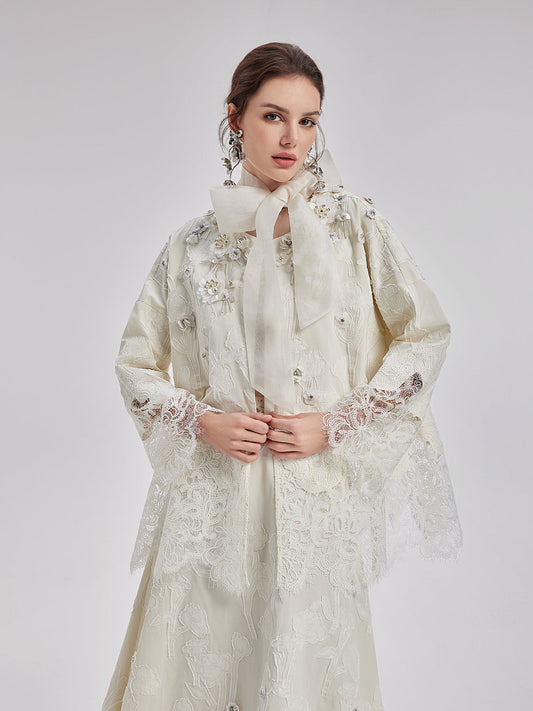 Özel Boncuklu Dantel Jakar Kaban