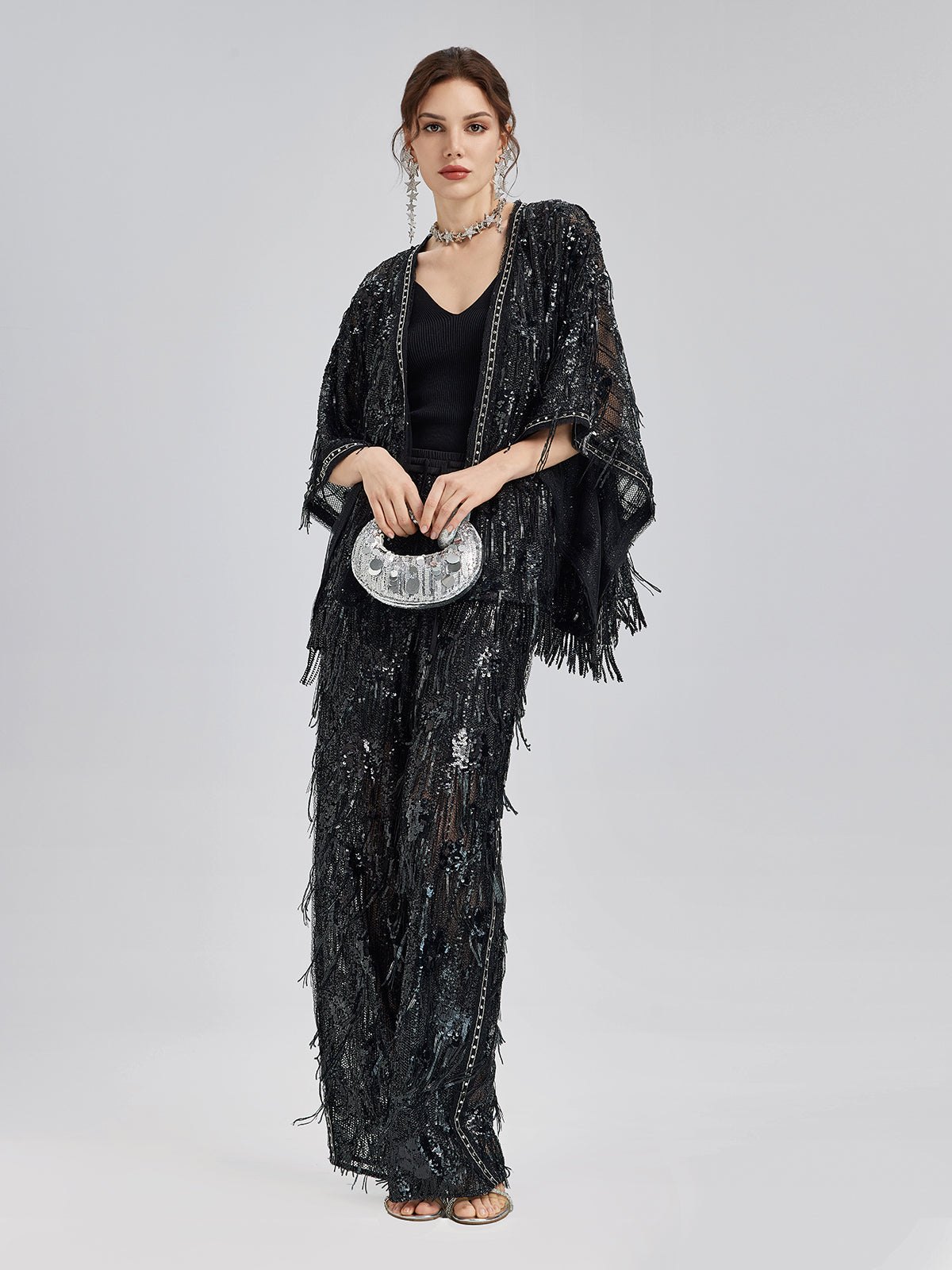 Özel Tasarım Pullu Püsküllü Rock Pelerin