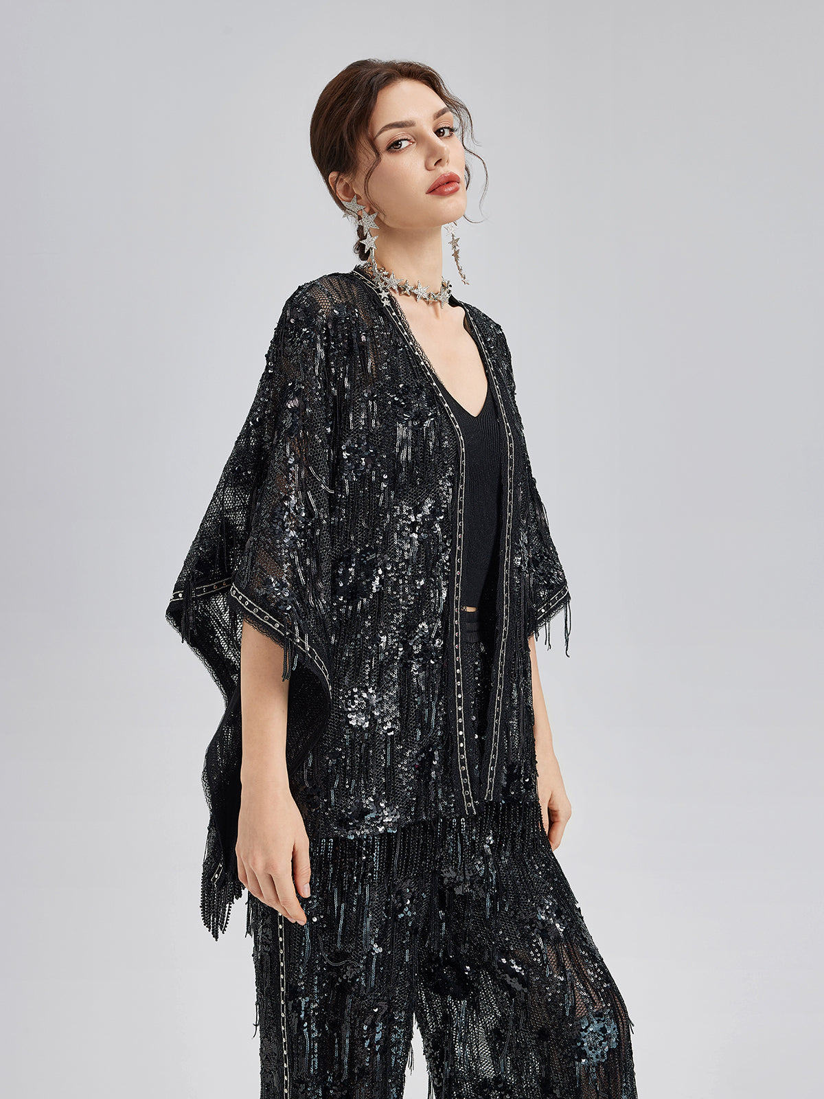 Özel Tasarım Pullu Püsküllü Rock Pelerin