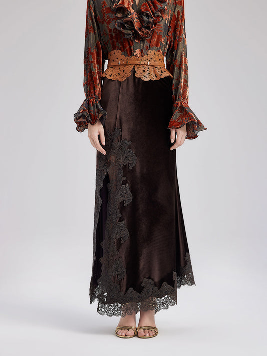 Fransız Dantel Kadife Yırtmaçlı Etek