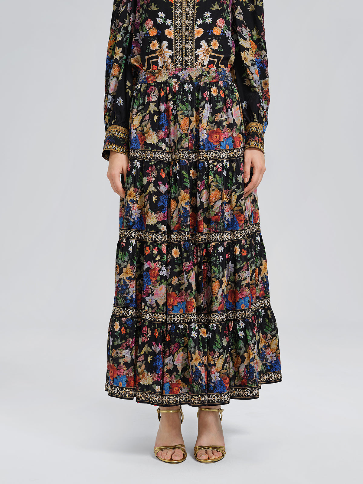 %100 İpek Desenli Taşlı Etek