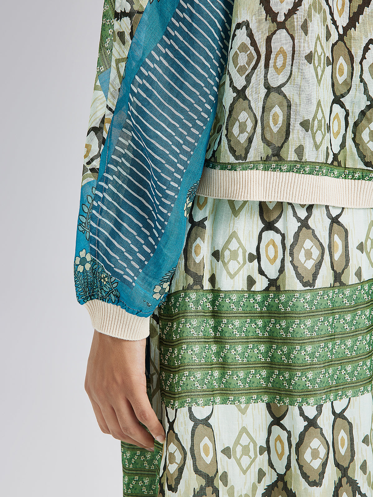 Yazlık Hafif Keten Görünümlü Güneş Koruyucu Ceket