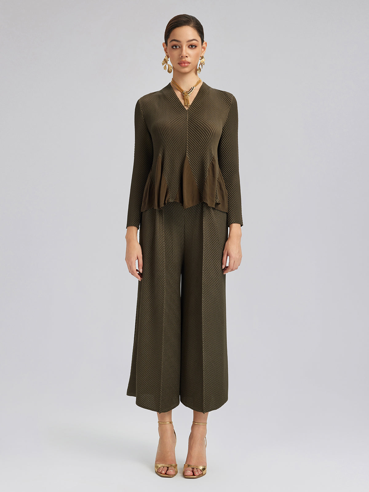 Pileli Dokulu Beli Lastikli Bol Pantolon