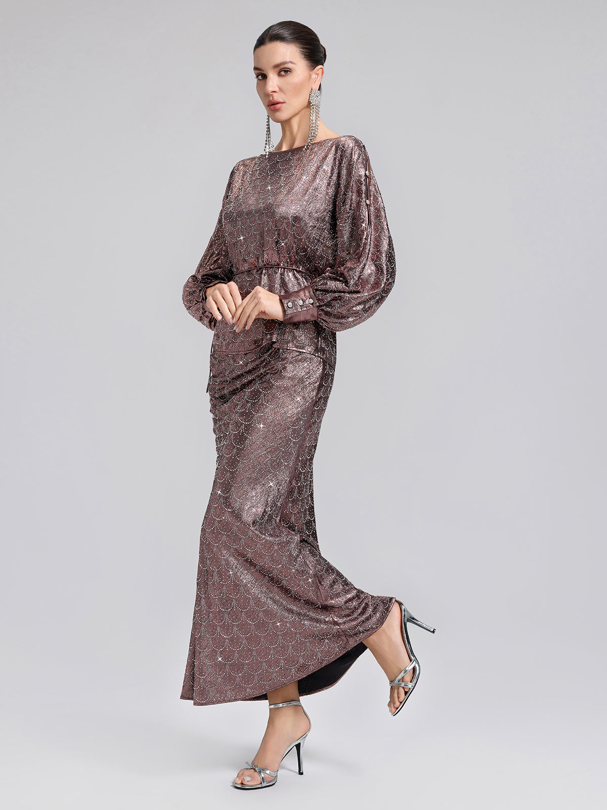 Yırtmaçlı Taşlı Balık Etek