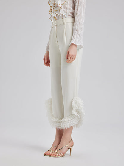 Katlı Fırfır Uçlu Havuç Pantolon