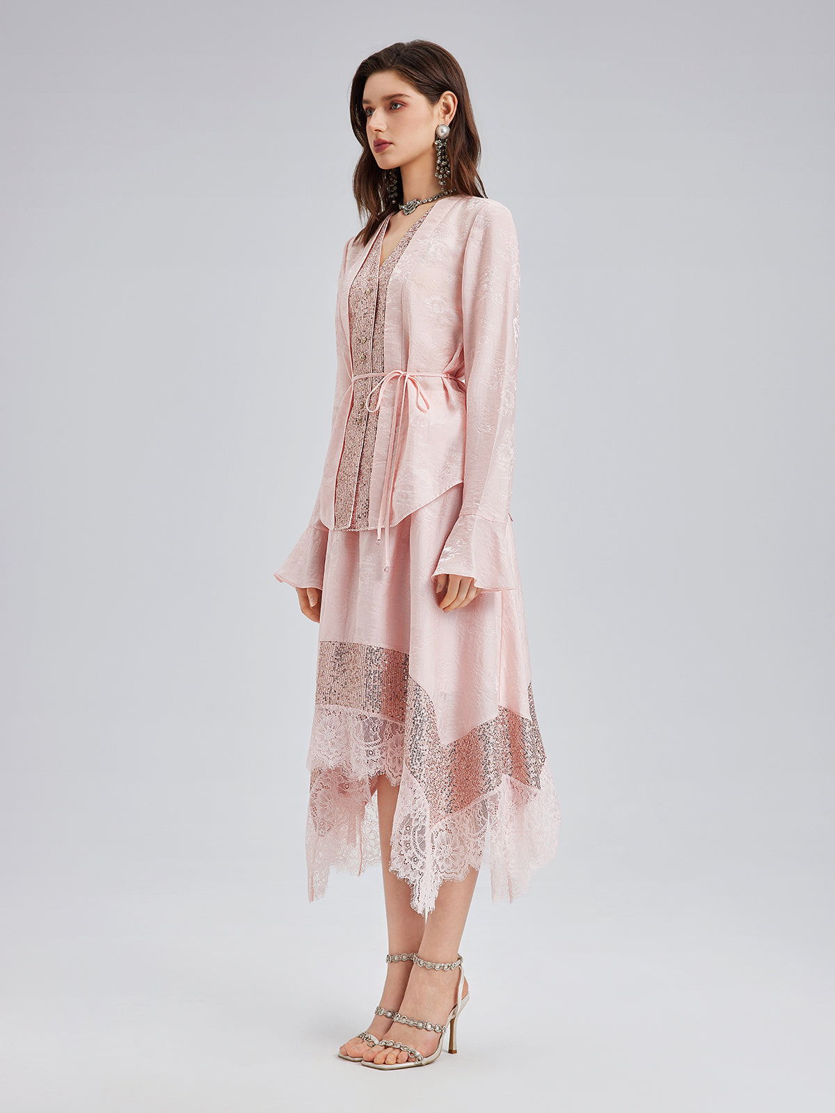 Gösterişli Pullu Dantel Parçalı Etek