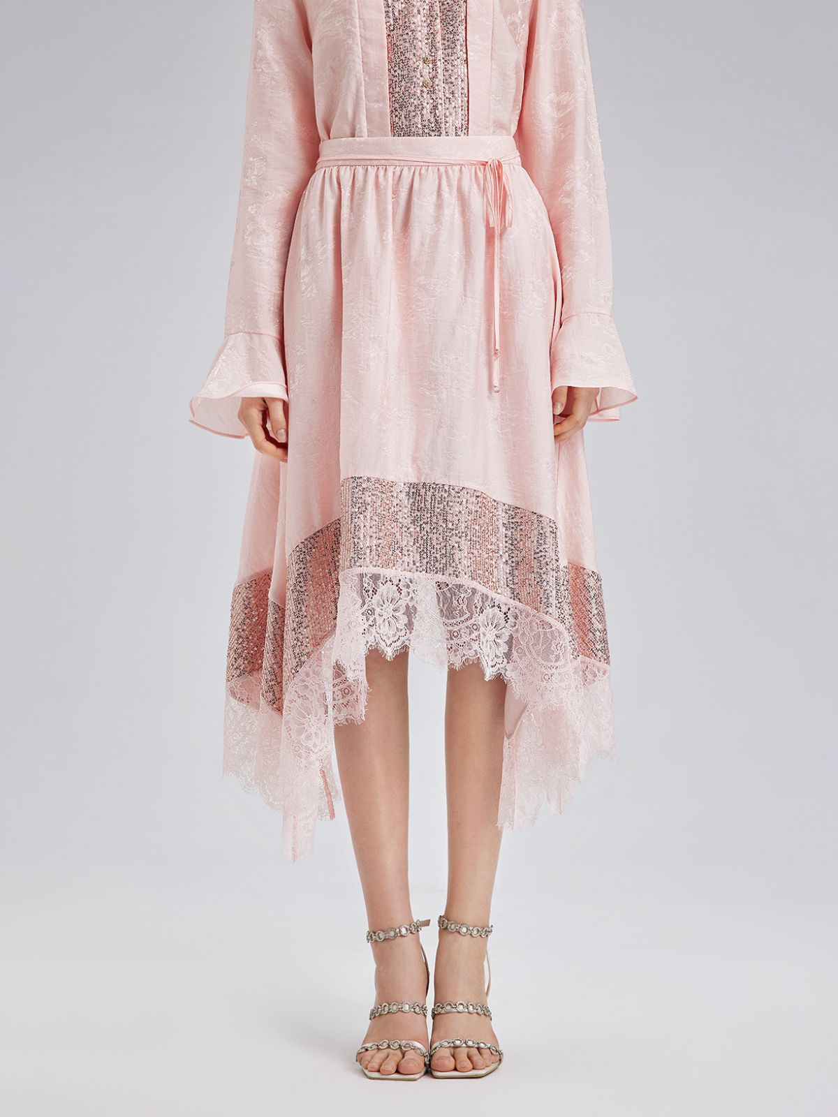 Gösterişli Pullu Dantel Parçalı Etek