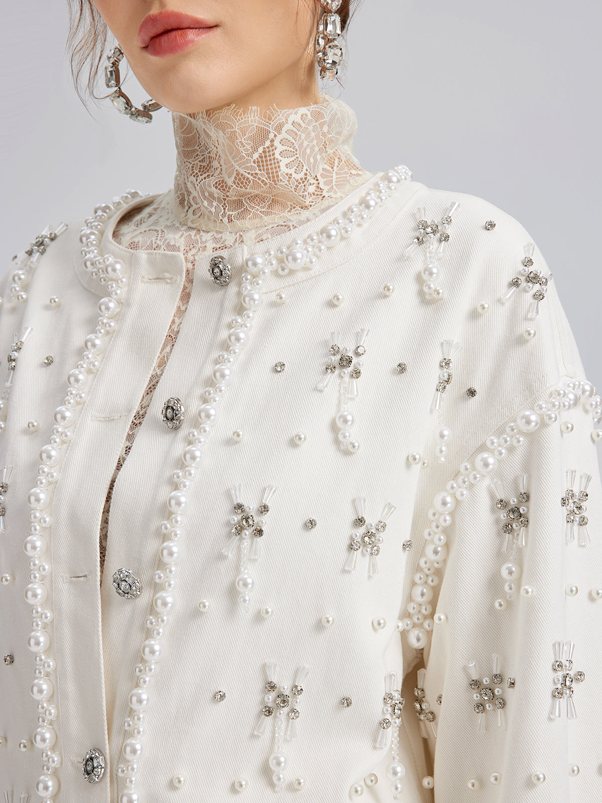 El İşlemeli İncili Kurdeleli Kot Ceket