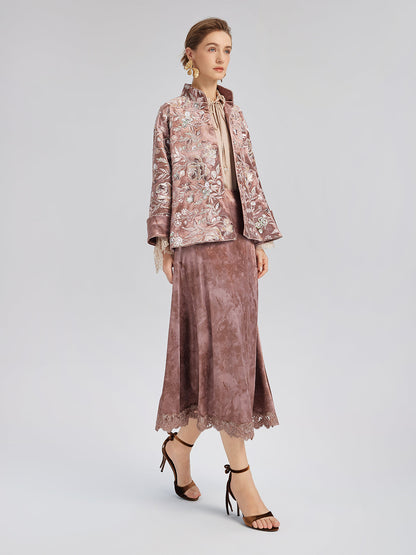 Kadife Pullu Çiçek Nakışlı Ceket