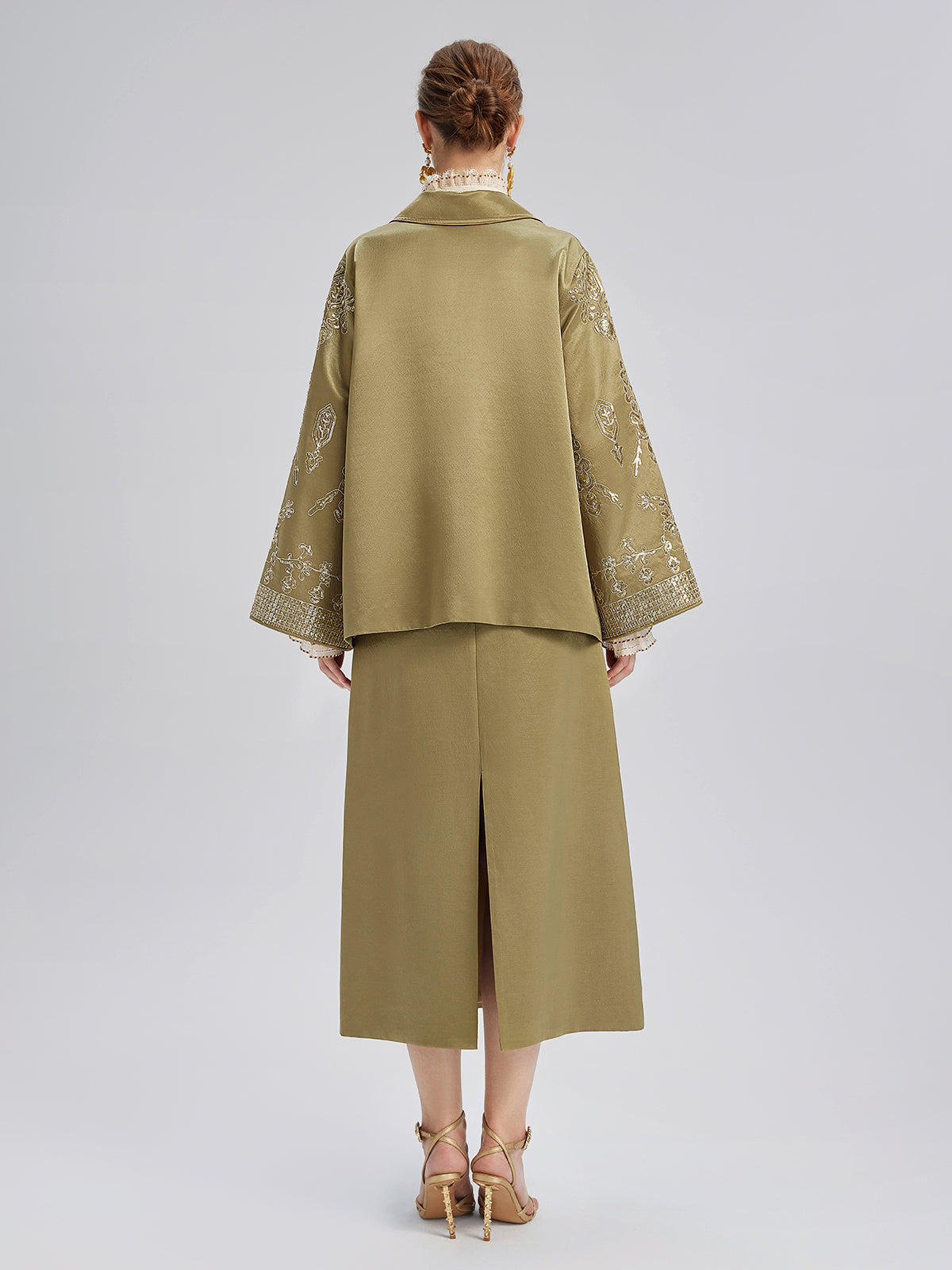 Parlak Nakışlı Çiçekli Ceket