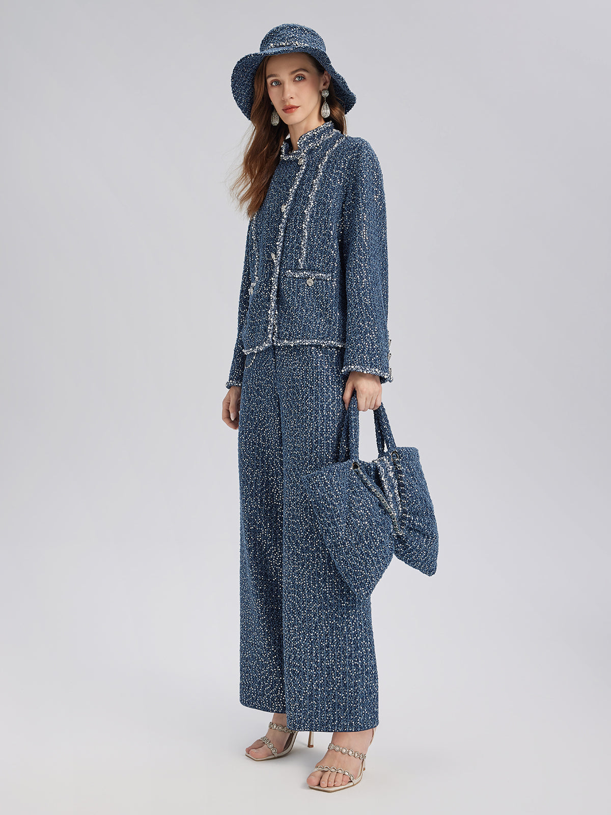 Pullu Kot Görünümlü Tüvit El İşlemeli Ceket