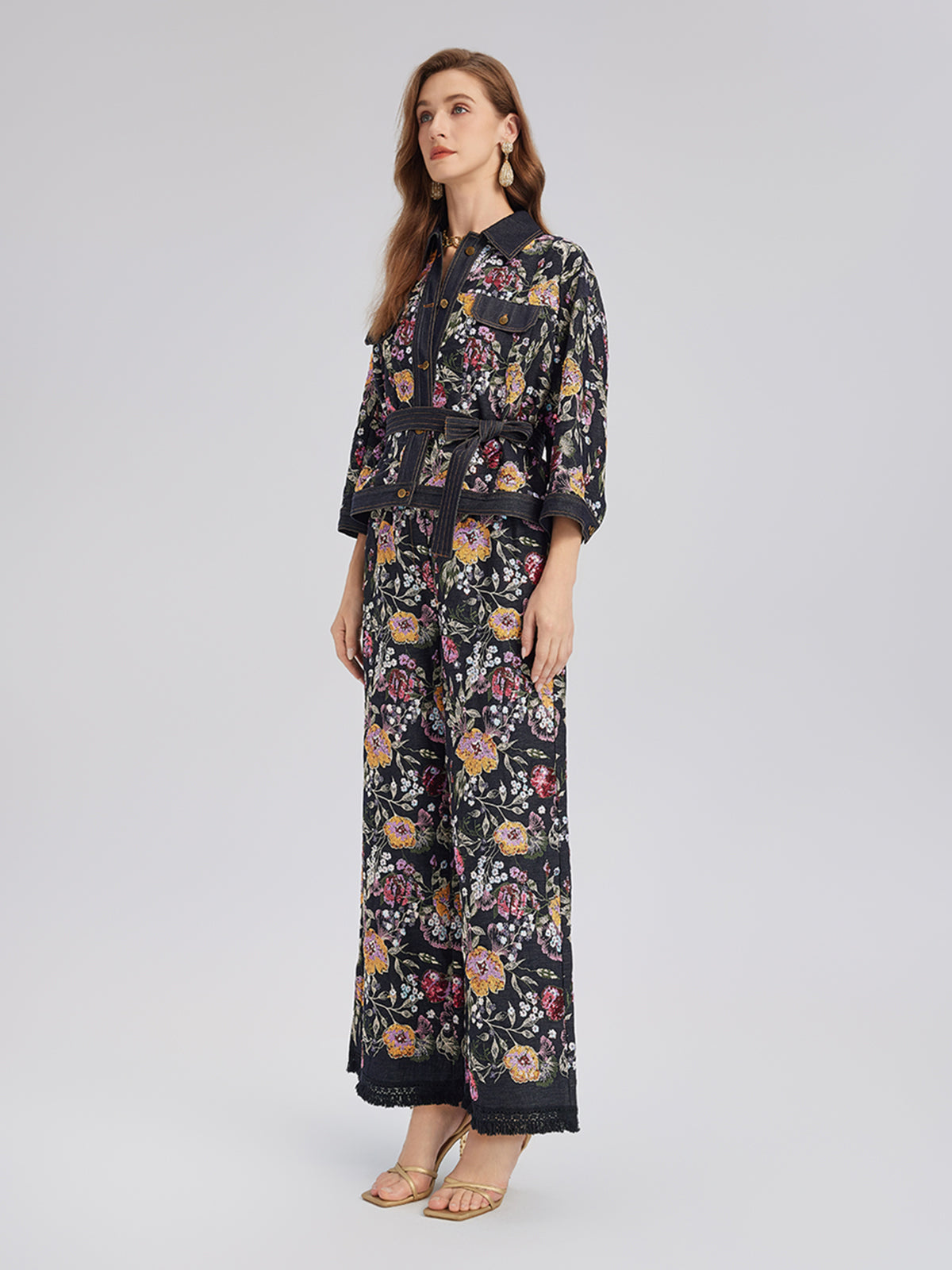 Pullu Nakışlı Çiçekli Kot Ceket