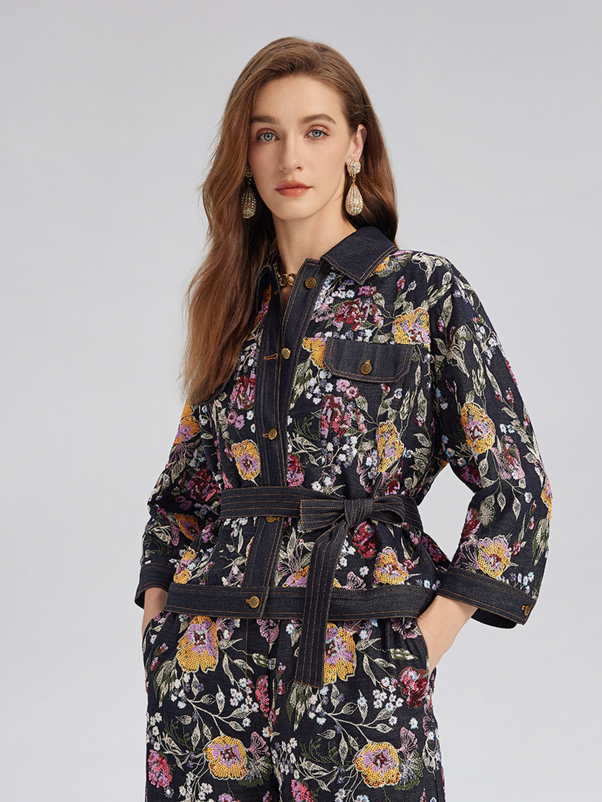 Pullu Nakışlı Çiçekli Kot Ceket