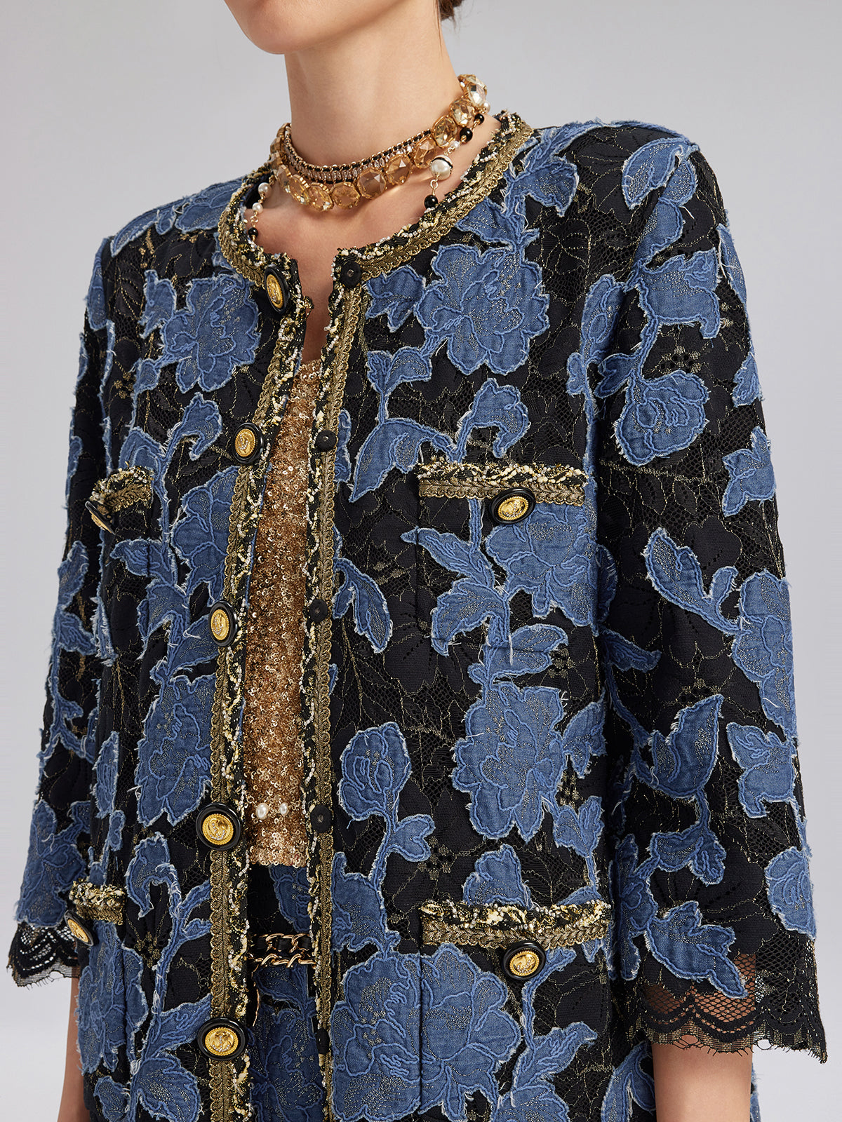 El İşlemesi Kurdeleli Jakar Dantel Ceket