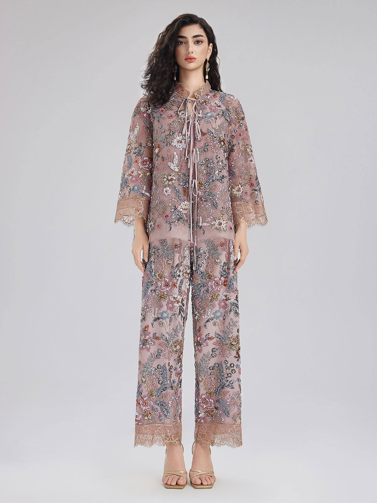 Çok Renkli Pullu Nakışlı Pantolon