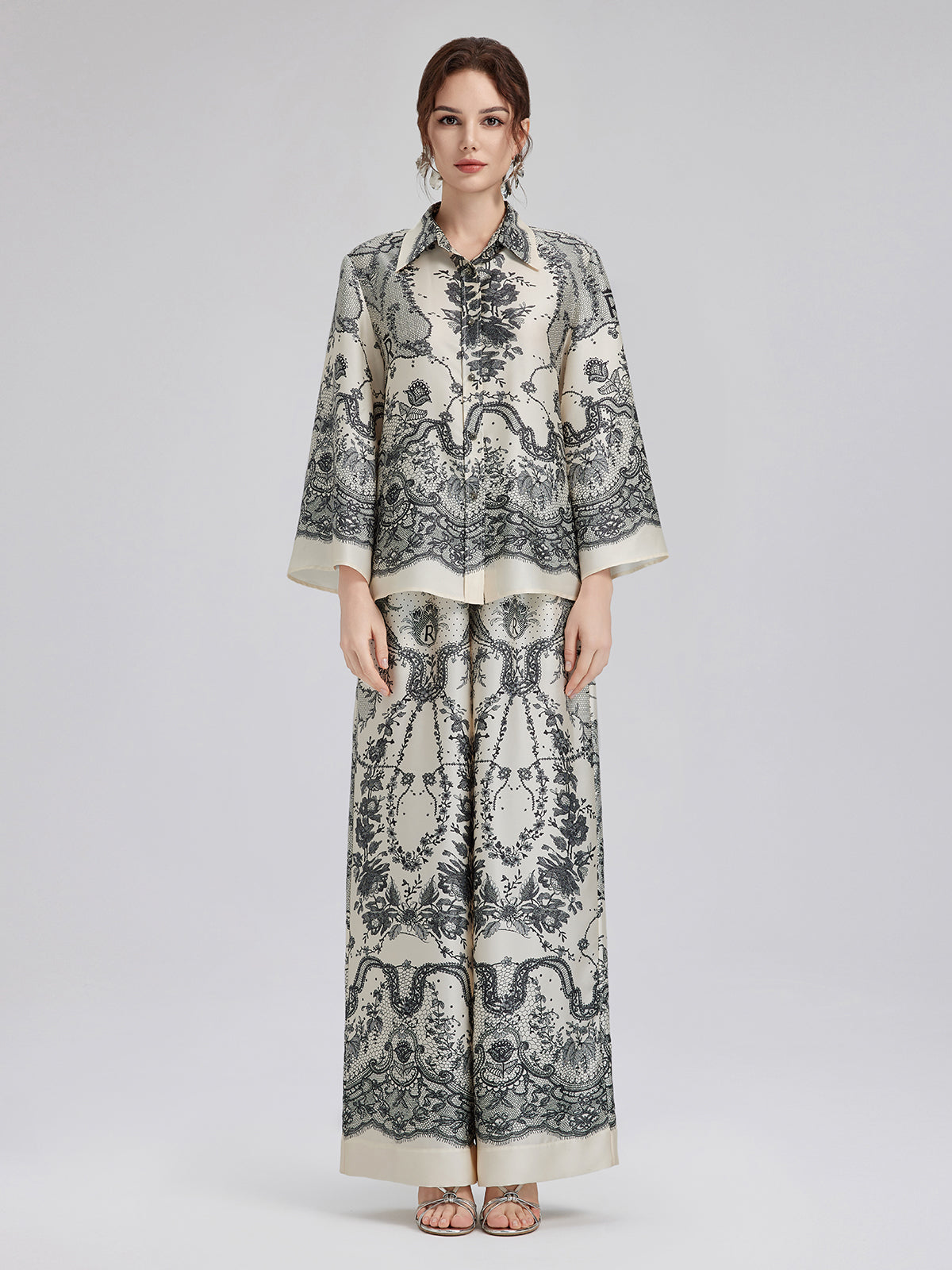 Siyah Kirpik Dantelli Rahat Pantolon