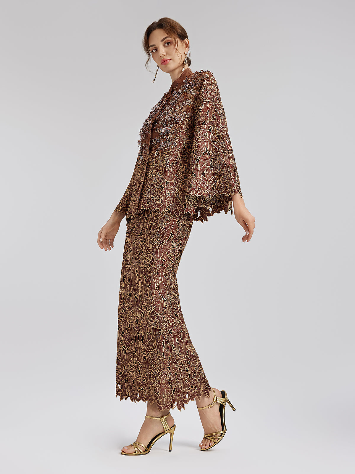 Özel Dantel İşlemeli Boncuklu Aplike Ceket