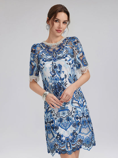 Güpür Dantel El İşlemesi Taşlı Mini Elbise