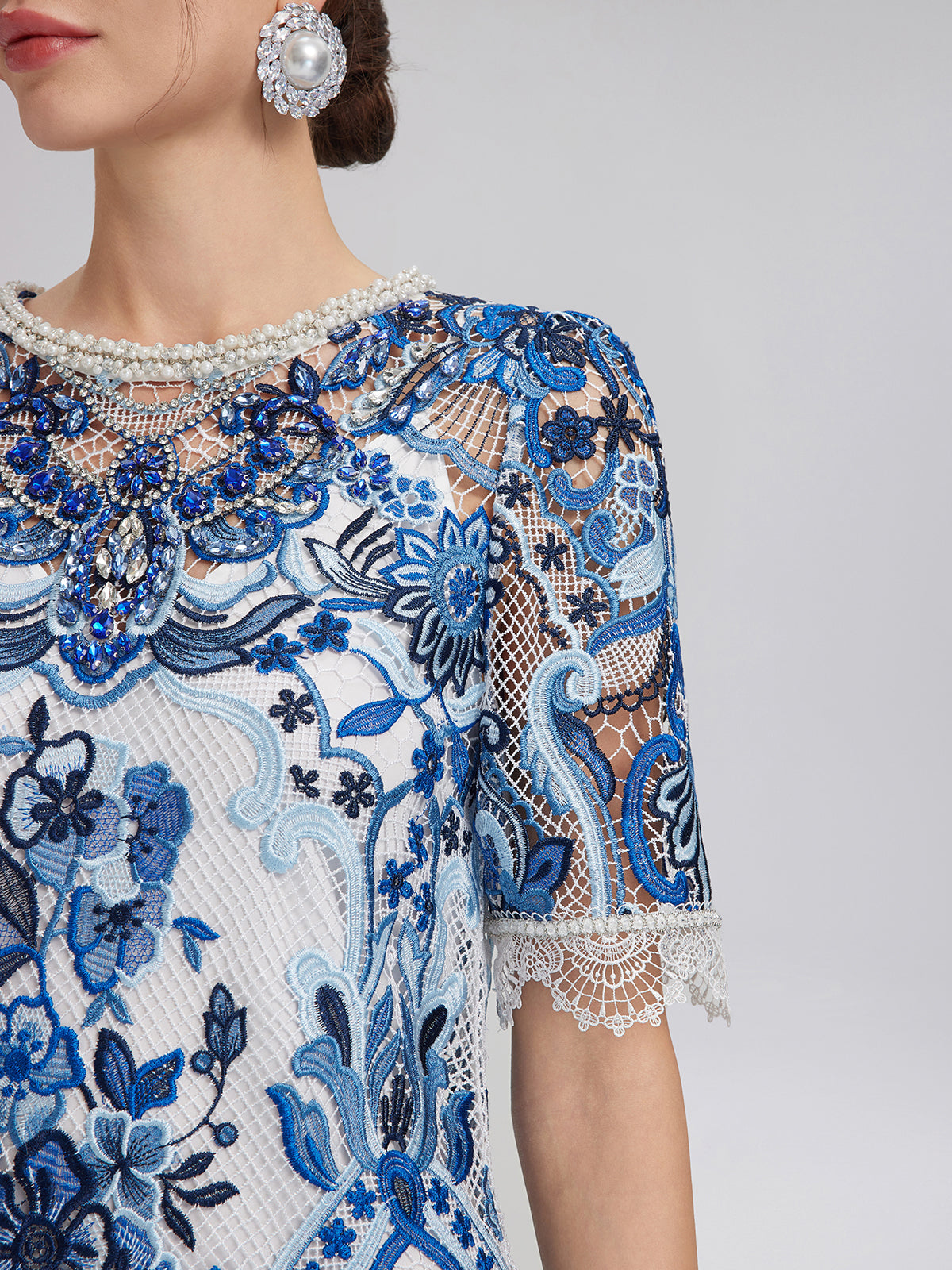 Güpür Dantel El İşlemesi Taşlı Mini Elbise