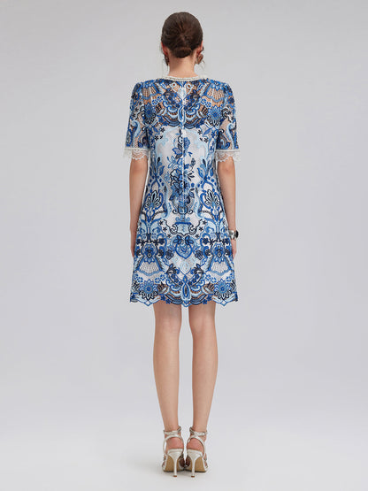 Güpür Dantel El İşlemesi Taşlı Mini Elbise