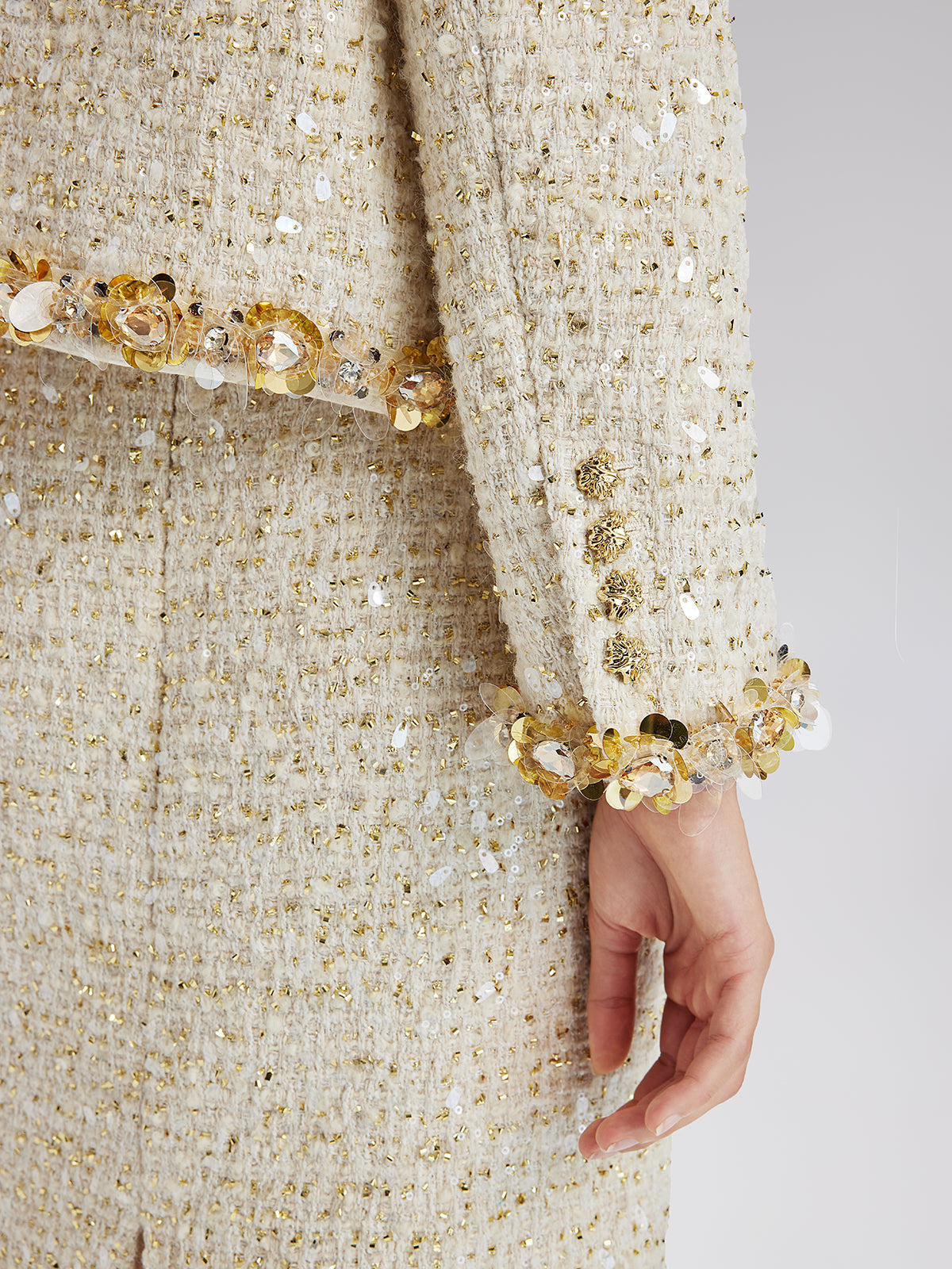 Pullu Kenarlı Fransız Tüvit Kısa Ceket