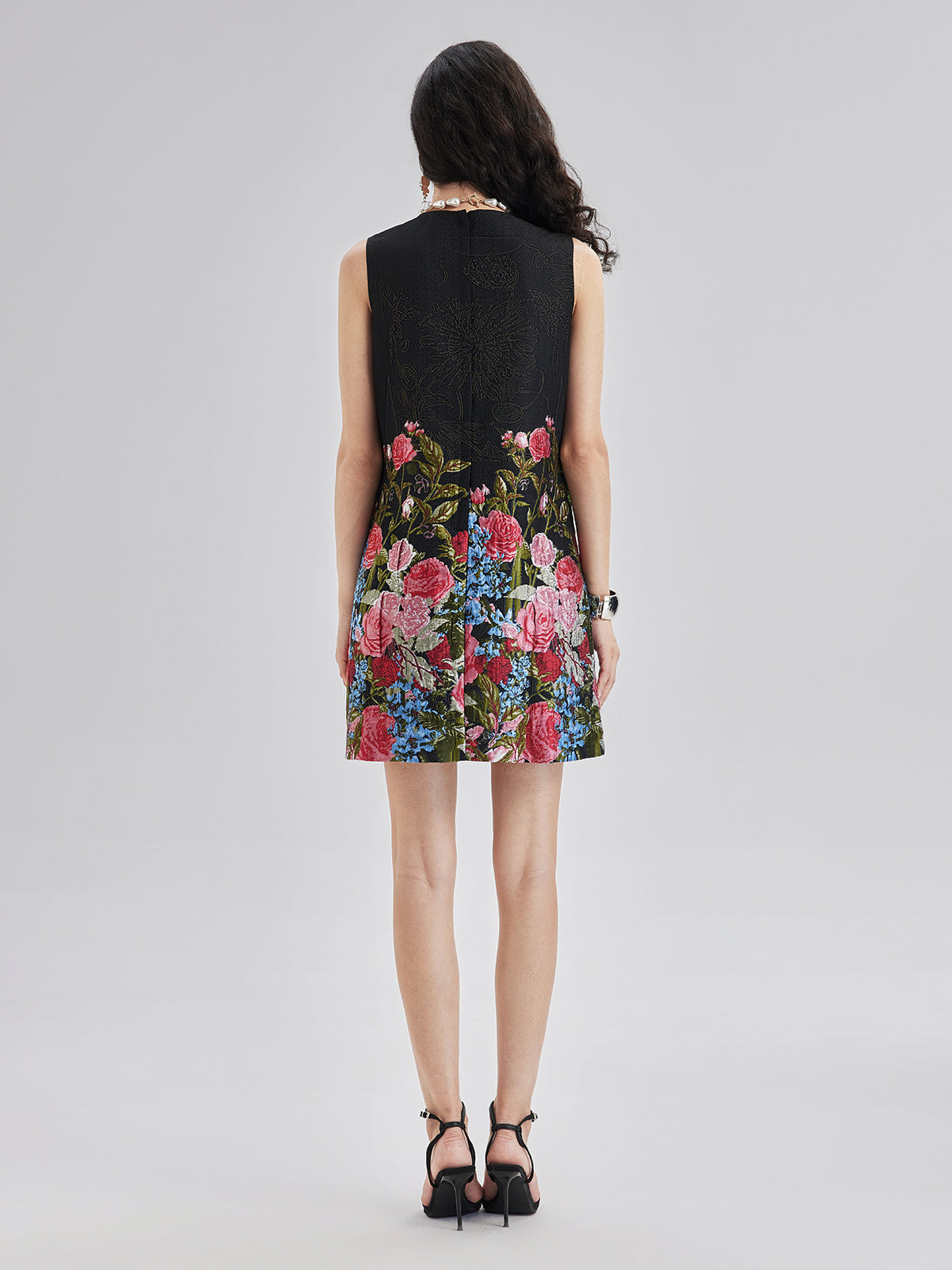 Sınırlı Üretim El Yapımı 3 Boyutlu Boncuklu Çiçekli Elbise