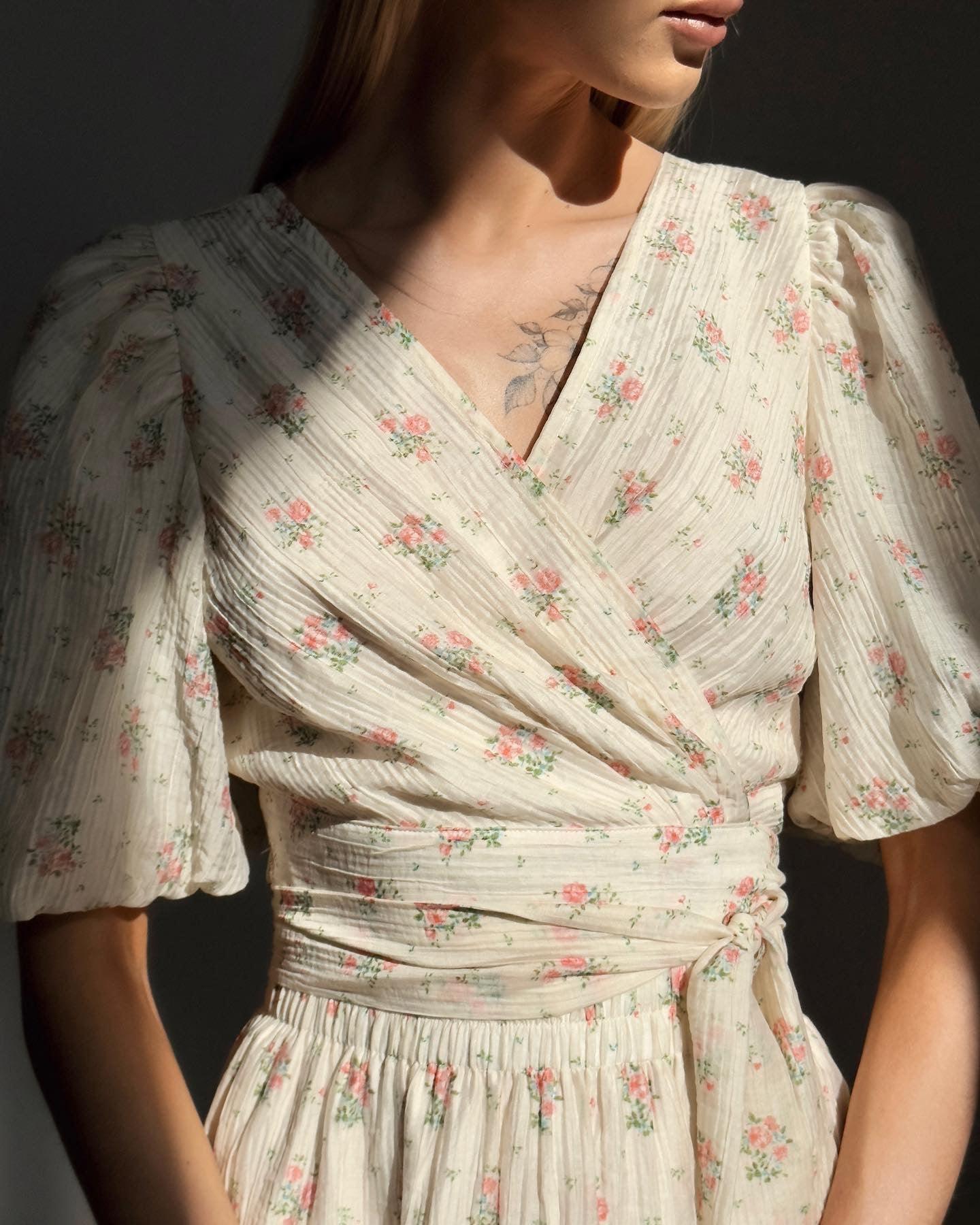 Çiçek Fısıltısı Kruvaze Takım