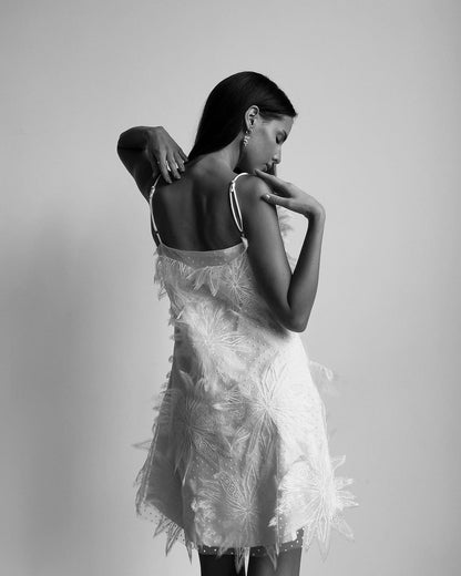 Tüylü Zarafet Mini Elbise